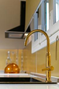 Φωτογραφία από το άλμπουμ του Luxury apartment Vol 1 with 3 bedrooms close to the lake στα Ιωάννινα