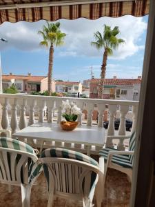 Balcó o terrassa a Apartement Santa Pola - 2 bedrooms - Playa Lisa Tamarit - AirCo - Parking