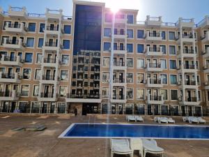 Bazén v ubytování Polarstar 2-Zimmer Appartements nebo v jeho okolí