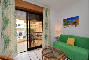 Gallery image of Palmeiras Beach Apartment in Costa da Caparica