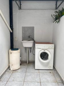 Ein Badezimmer in der Unterkunft Departamento Gastón