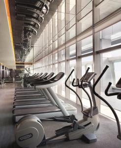 The fitness centre and/or fitness facilities at The Ritz-Carlton, Hong Kong