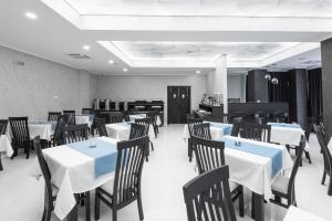 Ресторан / где поесть в Hotel Javu