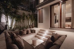 Et opholdsområde på MAE Villas Canggu