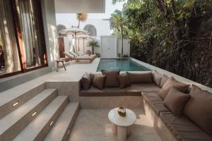 Et opholdsområde på MAE Villas Canggu