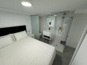 Koupelna v ubytování Apartamento tipo Dúplex - NO SE ADMITEN MASCOTAS, NO PETS + 26 fotografií