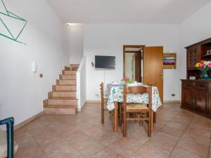 Μια τηλεόραση ή/και κέντρο ψυχαγωγίας στο Holiday Home Tre Stelle Gaia by Interhome +24 φωτογραφίες