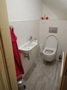 Koupelna v ubytování Holiday Home Chalupa U Krále by Interhome