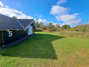 Zahrada ubytování Holiday Home Nayati - 800m from the sea by Interhome