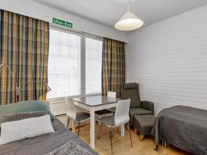 Χώρος καθιστικού στο Holiday Home Moitakuru a18 by Interhome