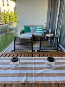 Balkón nebo terasa v ubytování HelloBalaton Apartman