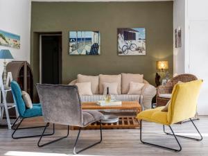 Khu vực ghế ngồi tại Holiday Home Le Bain du Papillon by Interhome