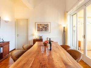 Posezení v ubytování Apartment Punta Grumo 2 by Interhome