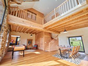 Χώρος καθιστικού στο Holiday Home la favrais by Interhome