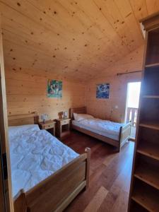 Imagine din galeria proprietății Chalet de charme -vue magnifique în Chamoson