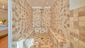 Баня в VILLA MERCEDES 300 m de la plage