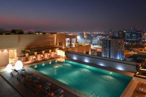 สระว่ายน้ำที่อยู่ใกล้ ๆ หรือใน Le Mirage Downtown