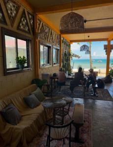 Gallery image of Seashell Guesthouse, bar and tattoos in Koh Rong Sanloem