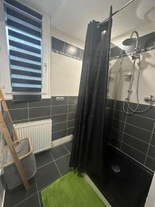 Ванна кімната в Se reposer à p'tit Ebé