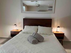 Postel nebo postele na pokoji v ubytování ¡Your oasis by the beach! Loft in Santamar + 21 fotografií