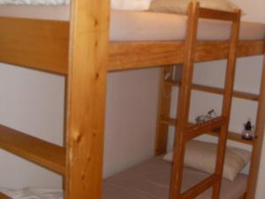 Appartement Valfréjus, 2 pièces, 4 personnes - FR-1-265-247にある二段ベッド