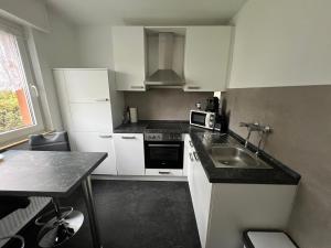 Η κουζίνα ή μικρή κουζίνα στο Wohlfühlen nahe Köln-Messe