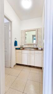 Fotografia z galérie ubytovania Two-bedroom apartment with two large terraces v destinácii Puerto del Carmen