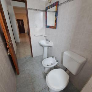 Vonios kambarys apgyvendinimo įstaigoje Torre Armonia
