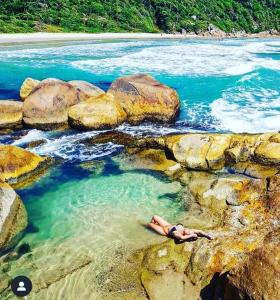 Φωτογραφία από το άλμπουμ του Suite Farol do Arvoredo σε Governador Celso Ramos