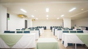 Konferenční prostory v ubytování Hotel Tonchalá + 37 fotografií