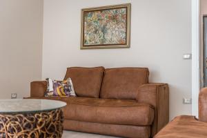 Χώρος καθιστικού στο Luxury Block District Apartment