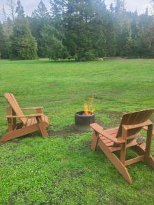 Zahrada ubytování A Restful Studio Near a Creek and Forest - Pet Friendly