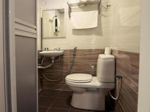 Kúpeľňa v ubytovaní Room V Jalan Megat by SECOM