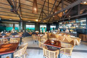 Restaurace v ubytování Siargao Island Villas