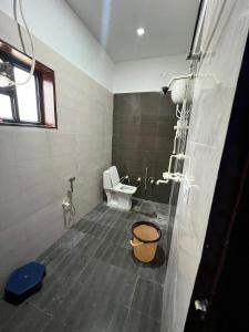 Ένα μπάνιο στο Matoshree Green Stay Sariska