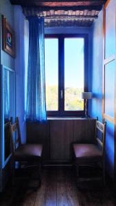 Posezení v ubytování suite with terrace and loft with garden in Milan naviglio pavese