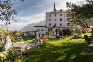 Aed väljaspool majutusasutust B&B Villa Stelvio