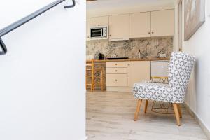 Casa Del Patio - Boutique Apartments的厨房或小厨房