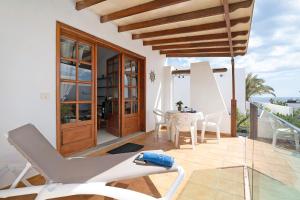 A balcony or terrace at Casa Drago, Belleza y Tranquilidad