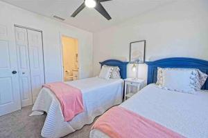 Galeriebild der Unterkunft Shamrock Park, Legacy Trail and Manasota Key! in Venice