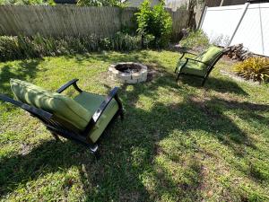 Galeriebild der Unterkunft Shamrock Park, Legacy Trail and Manasota Key! in Venice