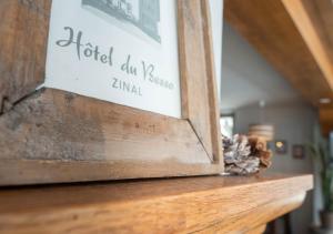 Majutusasutuses Hôtel Le Besso - Swiss Romantic Lodge Zinal olev sertifikaat, autasu, silt või muu dokument