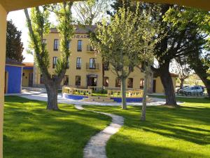 Zahrada ubytování Hotel Balneario Almeida Dama Verde
