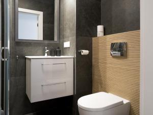 Kúpeľňa v ubytovaní Apartament Smart Kamienica Grochów with free parking