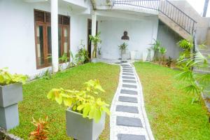 Gallery image of St Kilda Hotel & Restaurant in Ahangama