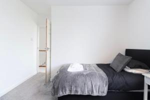 Φωτογραφία από το άλμπουμ του 3 Bedroom Home with Private Driveway σε Coundon