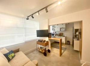 Фотография из галереи Duplex moderno 2 quartos na praia Leblon в Рио-де-Жанейро