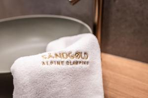 坎波图雷斯Såndgøld Alpine Glamping的相册照片