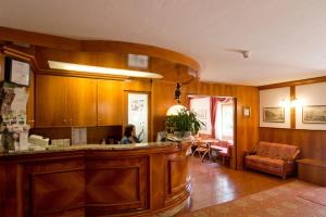 Posedenie v ubytovaní Residence Hotel Santa Maria piscina e wellness
