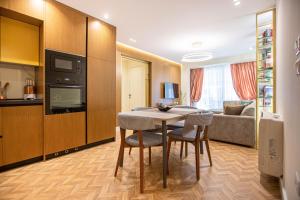 Dapur atau dapur kecil di Tirana Center Fame House